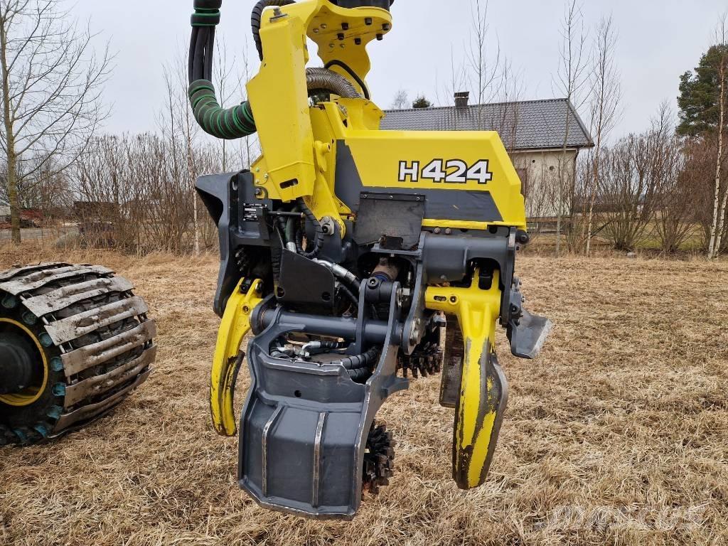 John Deere 1170 G Harvester