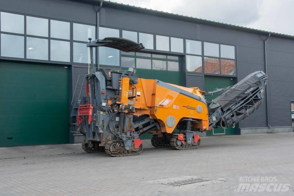 Wirtgen W100F Asphaltfräsen