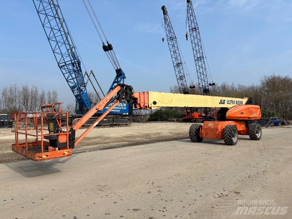 JLG 1350 SJP Teleskopbühnen