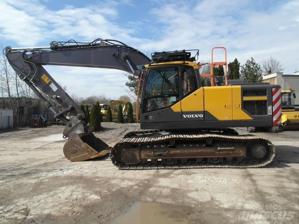 Volvo EC 220 EL Raupenbagger