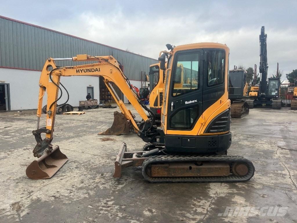 Hyundai R27Z-9 Minibagger < 7t