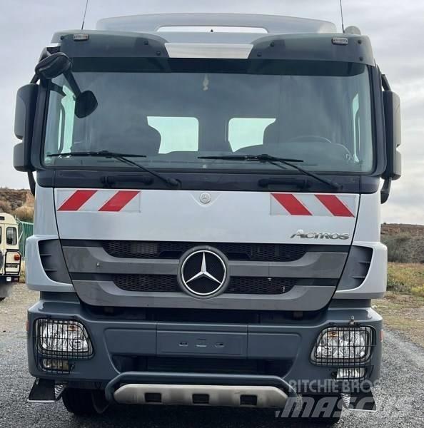 Mercedes-Benz 2641 Containerwagen