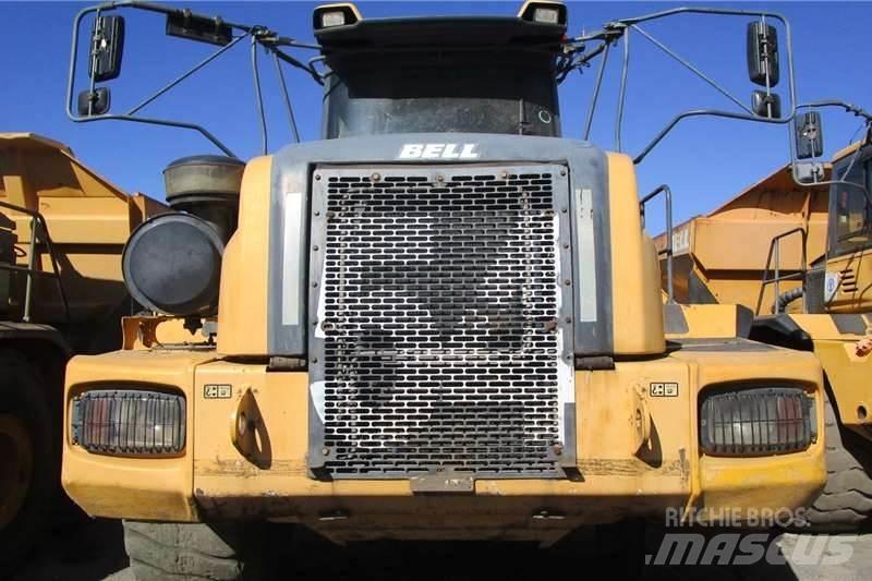 Bell B50D Dumper - Knickgelenk