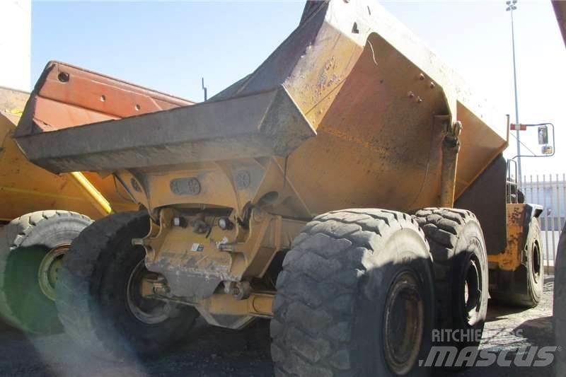 Bell B50D Dumper - Knickgelenk