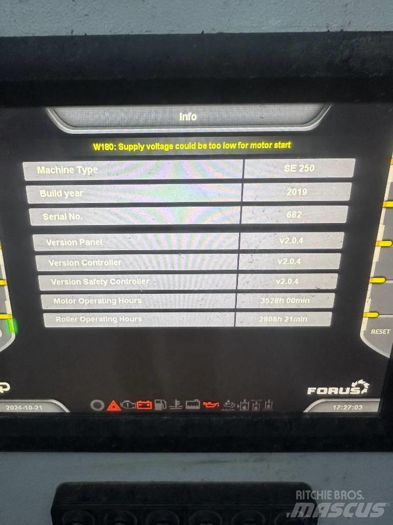 Forus SE250 Schredder