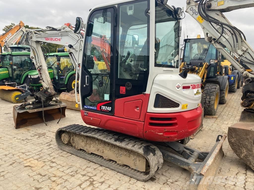Takeuchi TB 240 Minibagger < 7t