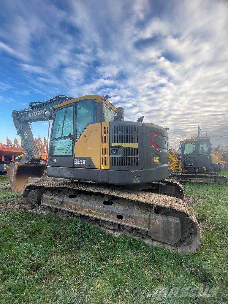 Volvo ECR 235 E Raupenbagger