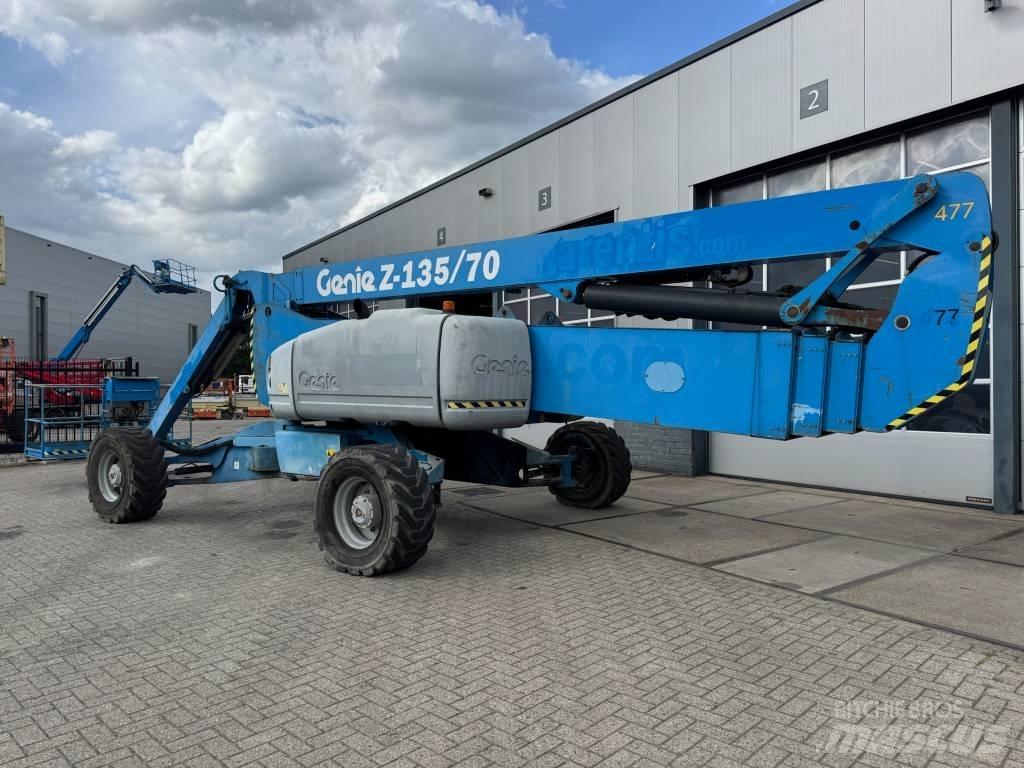 Genie Z 135/70 Gelenkteleskoparbeitsbühnen