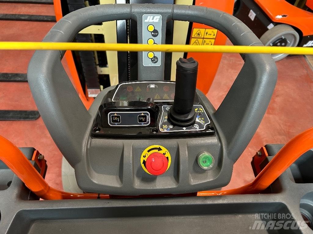 JLG Toucan 10 E-L Personenaufzüge