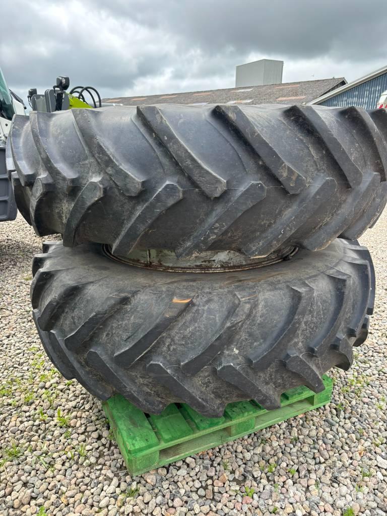  Tvillinghjul 20.8R42 Reifen