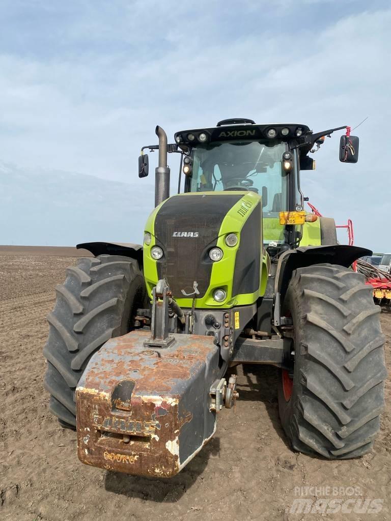 CLAAS Axion 940 SCR Traktoren
