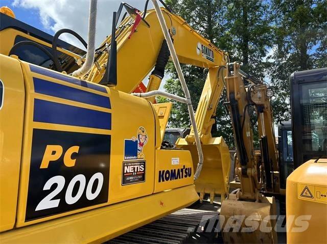 Komatsu PC 200-8 Raupenbagger