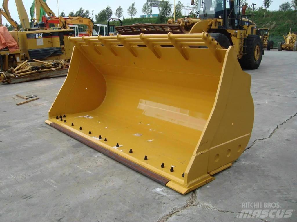 CAT 980 Schaufeln