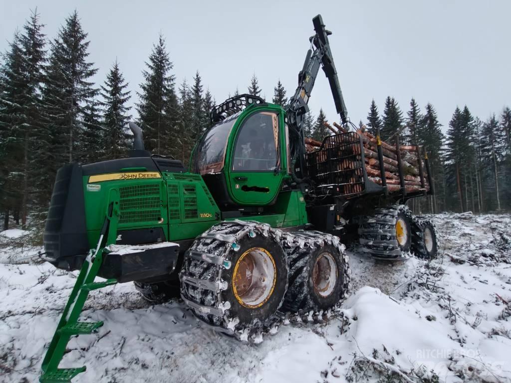 John Deere 1110G Forwarder