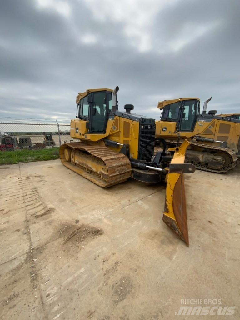 DEERE 750K Bulldozer