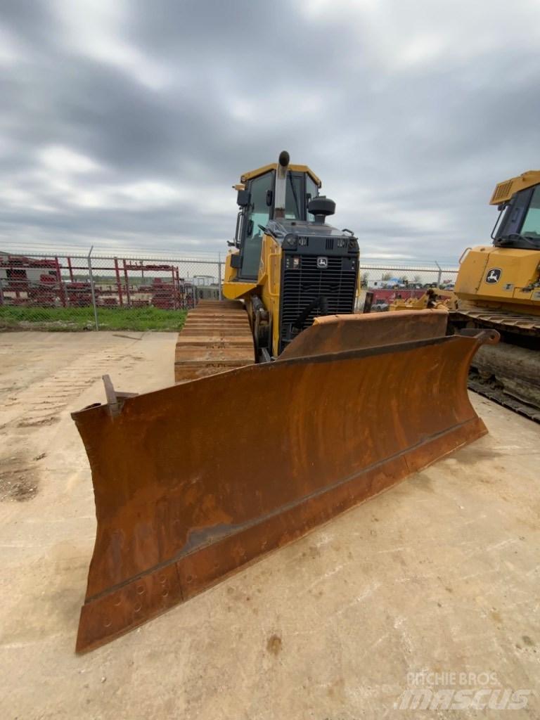DEERE 750K Bulldozer