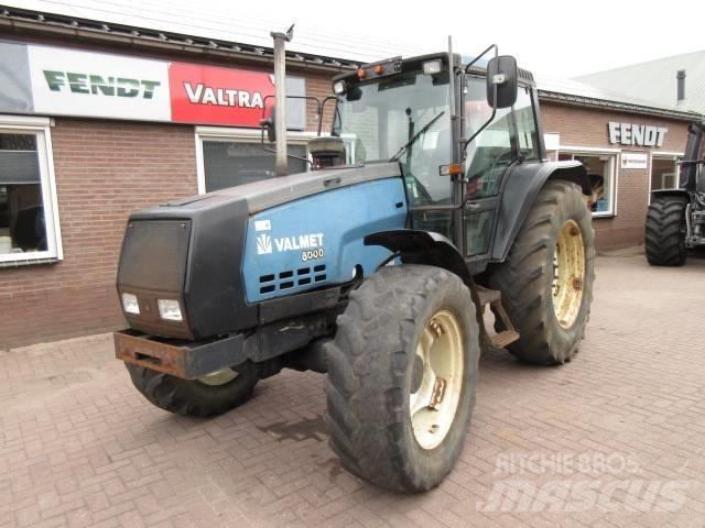 Valmet 8000 Traktoren