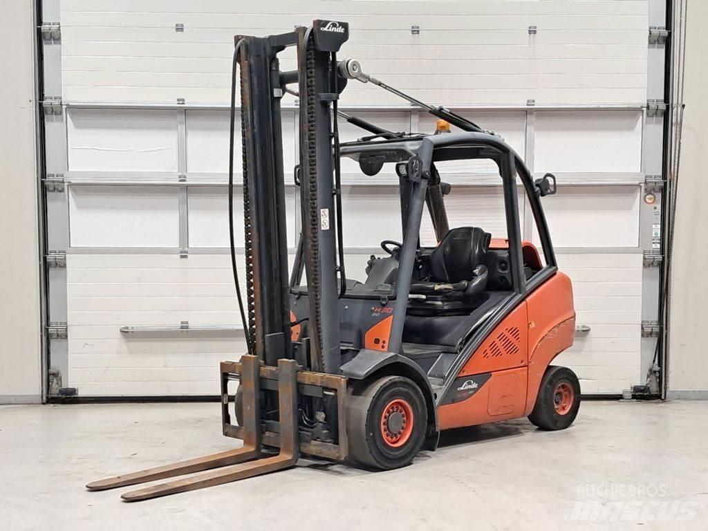 Linde H30T-02 LPG heftrucks