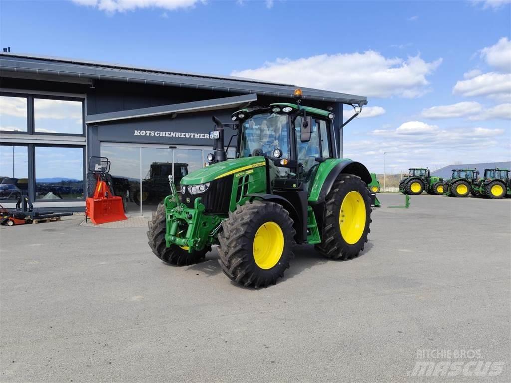 John Deere 6100M Traktoren