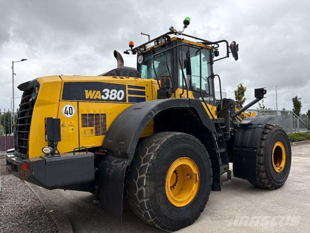 Komatsu WA380-8 Radlader