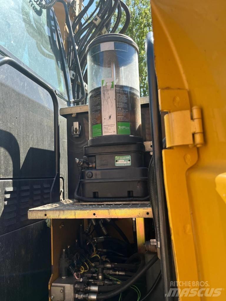 CAT M 313 D Mobilbagger