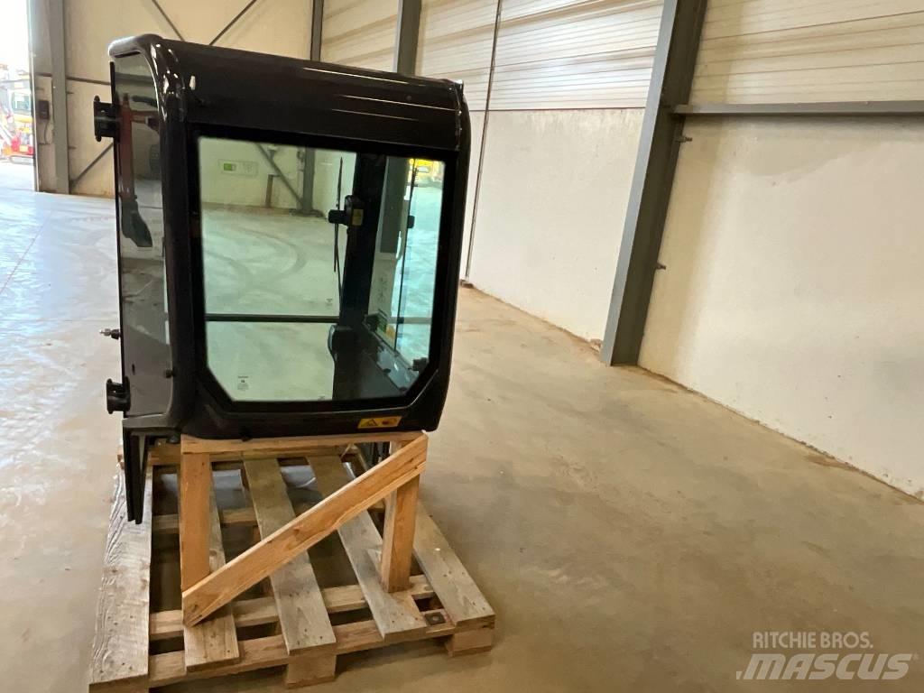 Kubota U 27-4 Kabinen