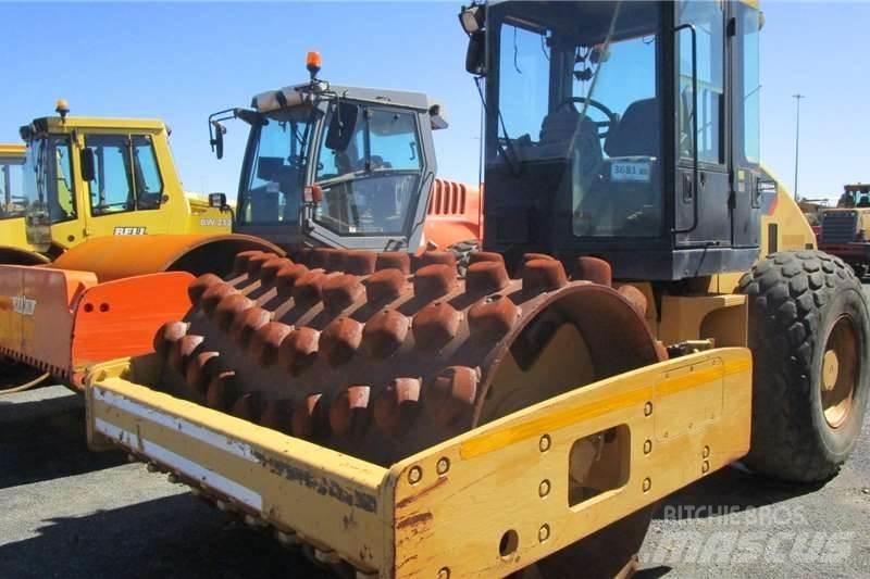 CAT CP533E Kombiwalzen