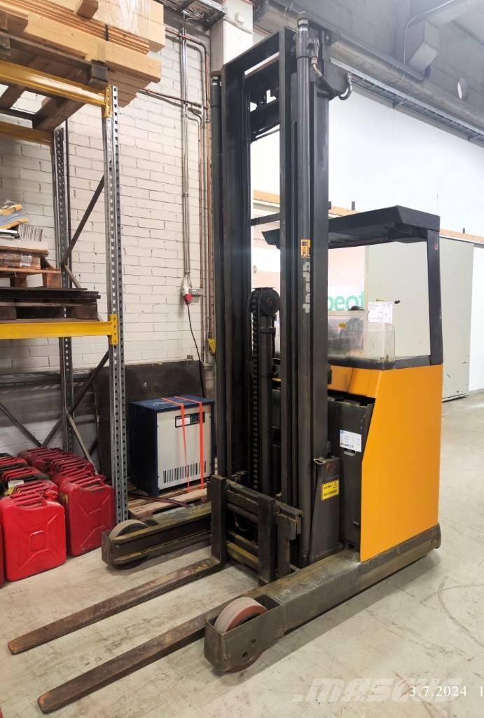 Atlet UNS 200 D Schubmaststapler