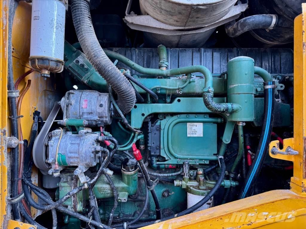 Volvo L 180 E Radlader