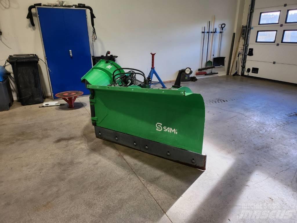 Sami VM 3200 Schneeschilde und -pflüge