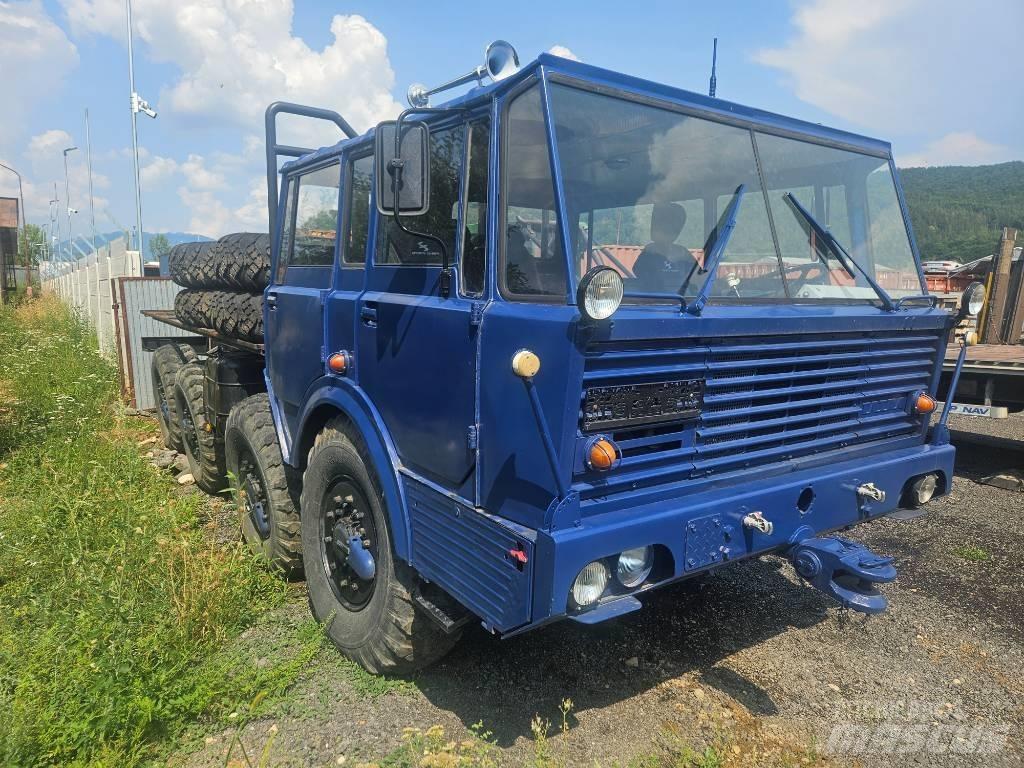 Tatra 813 8x8 KOLOS Wechselfahrgestell