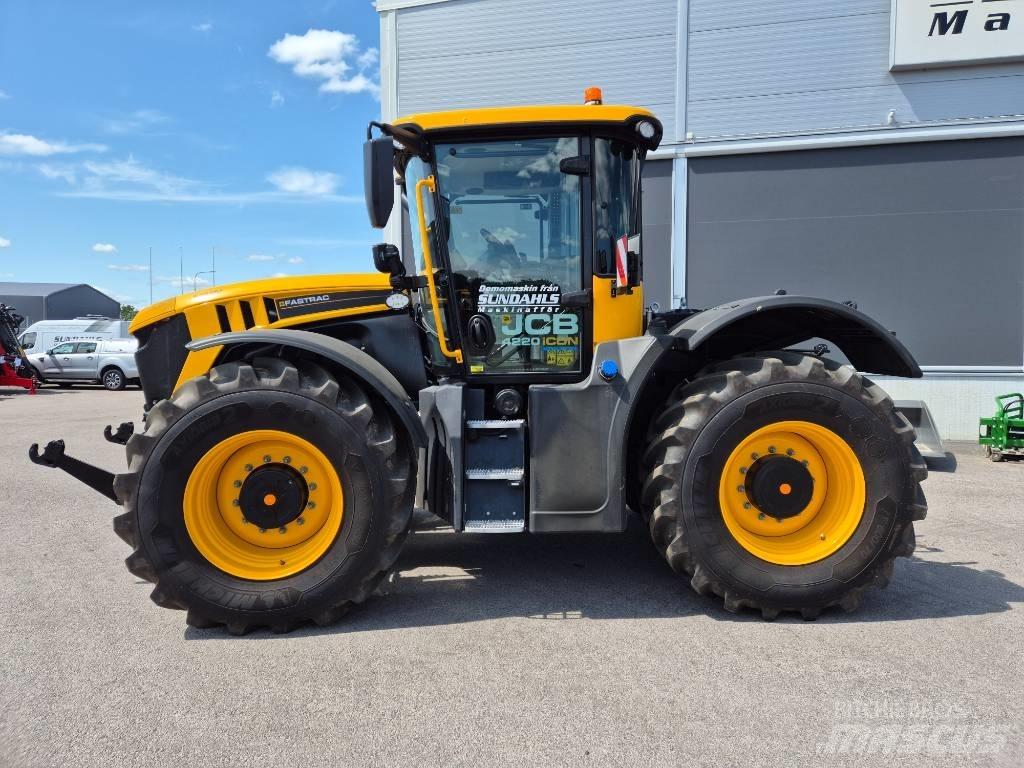 JCB Fastrac 4220 Traktoren