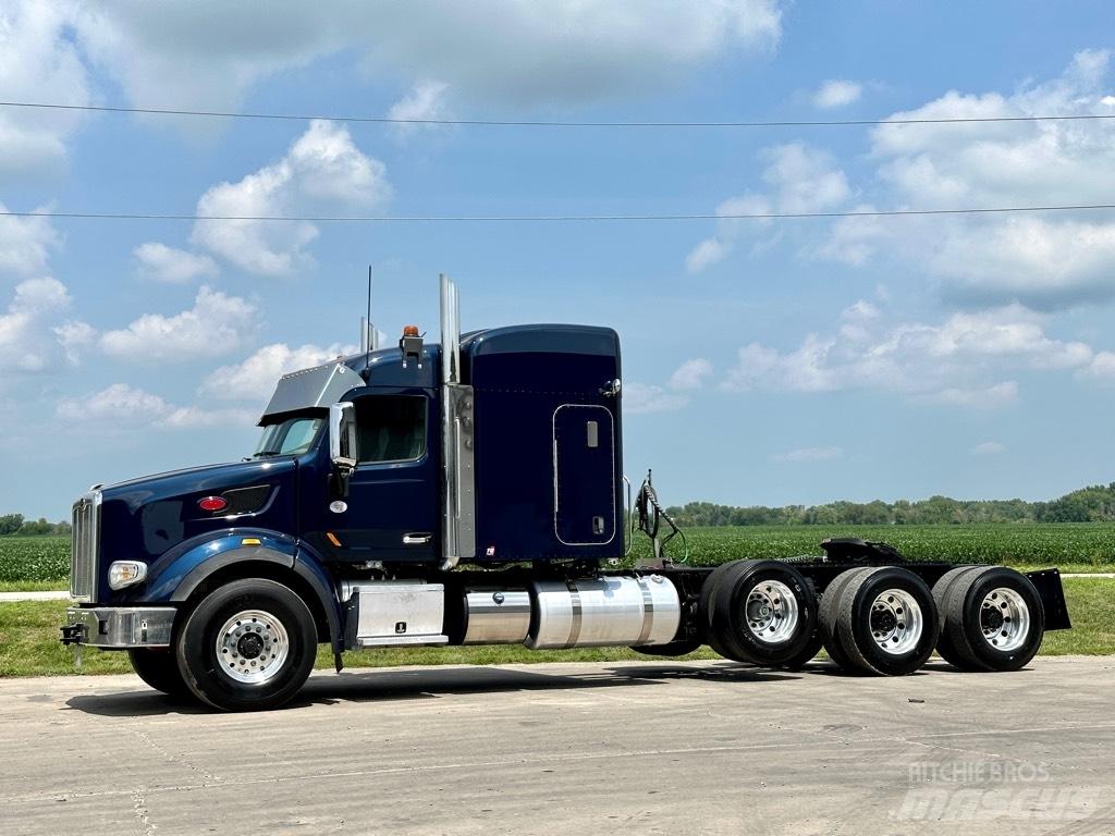 Peterbilt 567 Sattelzugmaschinen