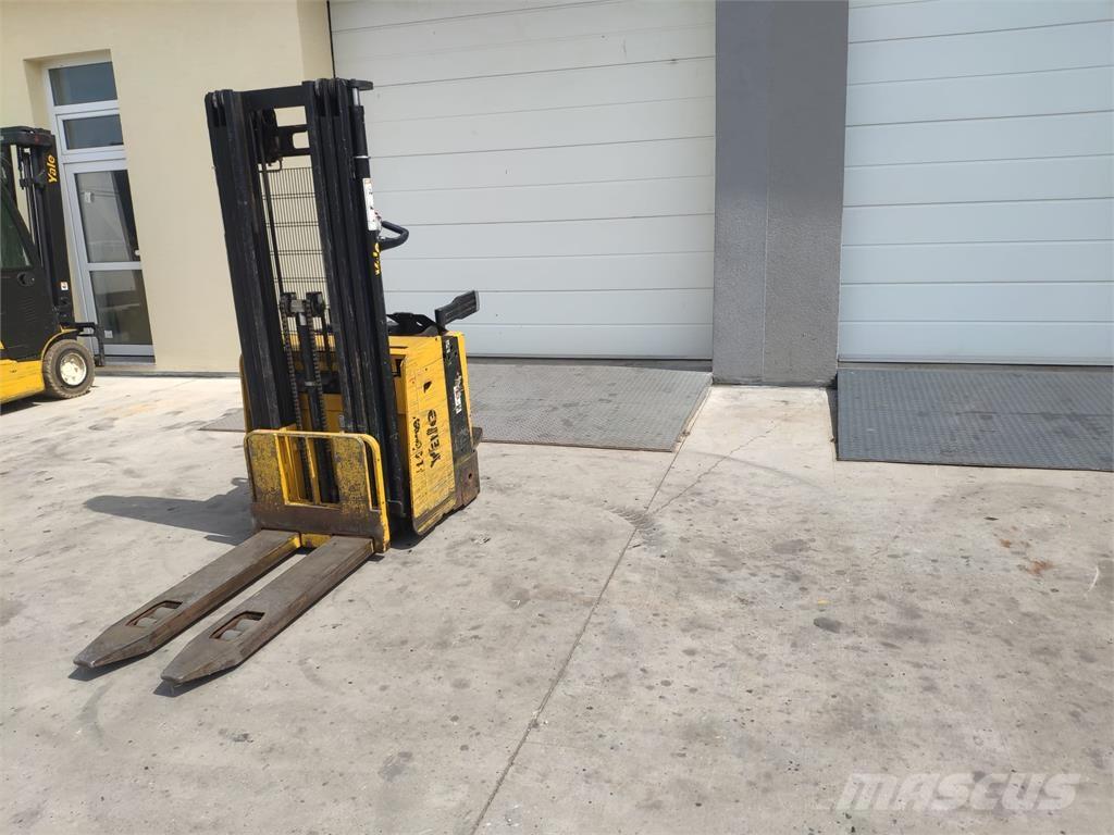 Yale MS15X IL Zelfrijdende stapelaars