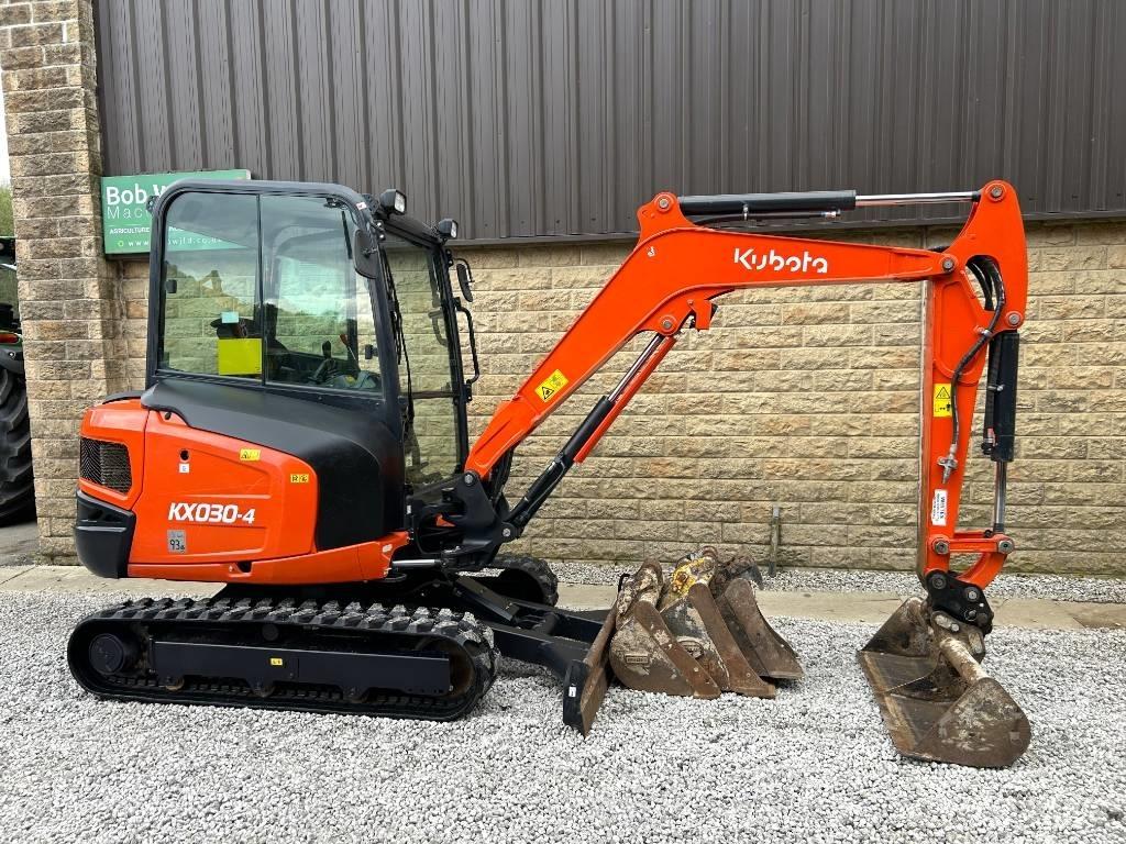 Kubota KX030-4 Minibagger < 7t