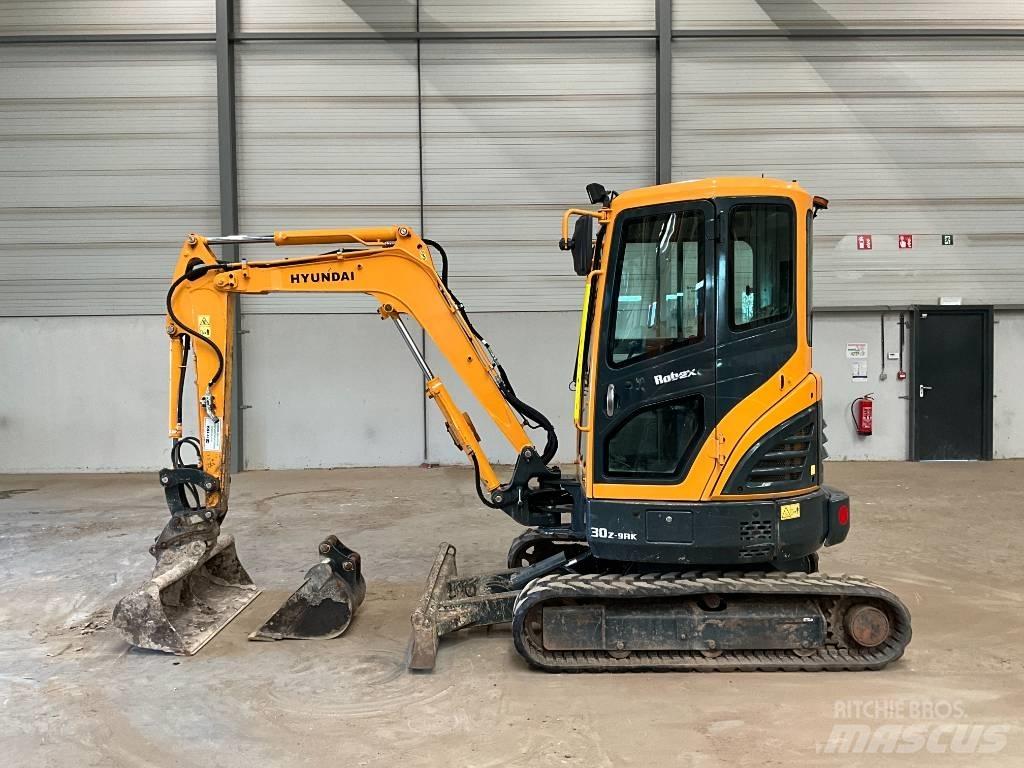 Hyundai R30 Z-9AK Minibagger < 7t