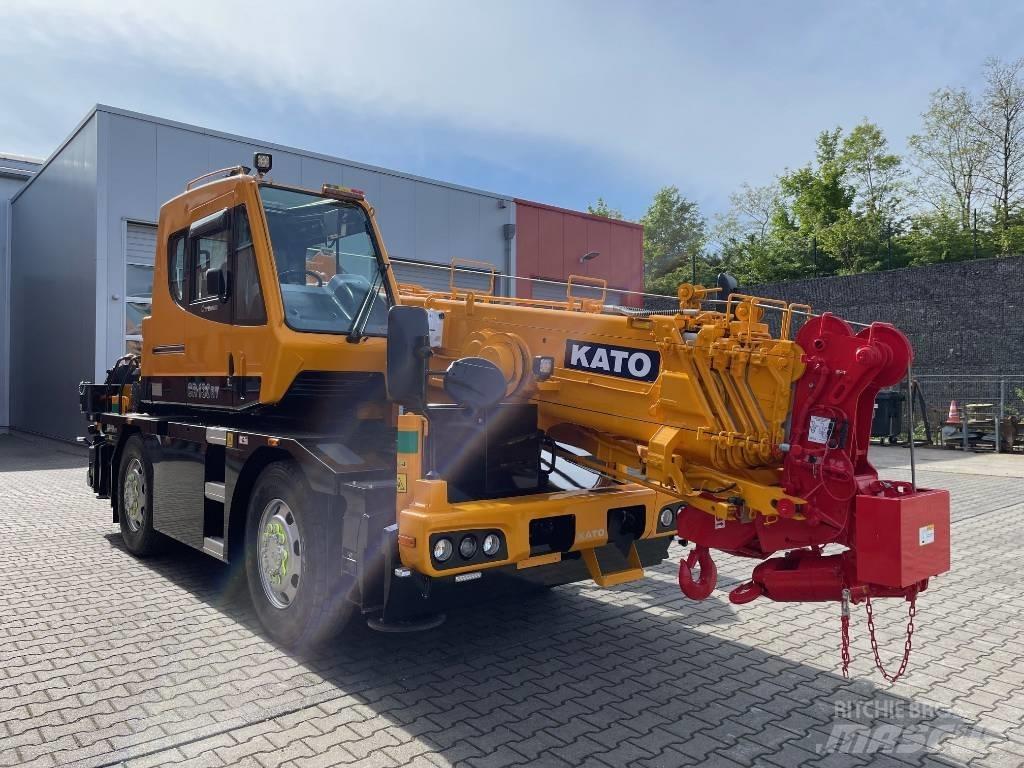 Kato CR-130Rv Kranen voor alle terreinen