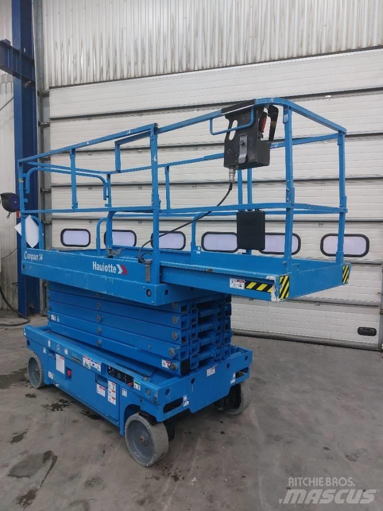 Haulotte Compact 14 Scheren-Arbeitsbühnen