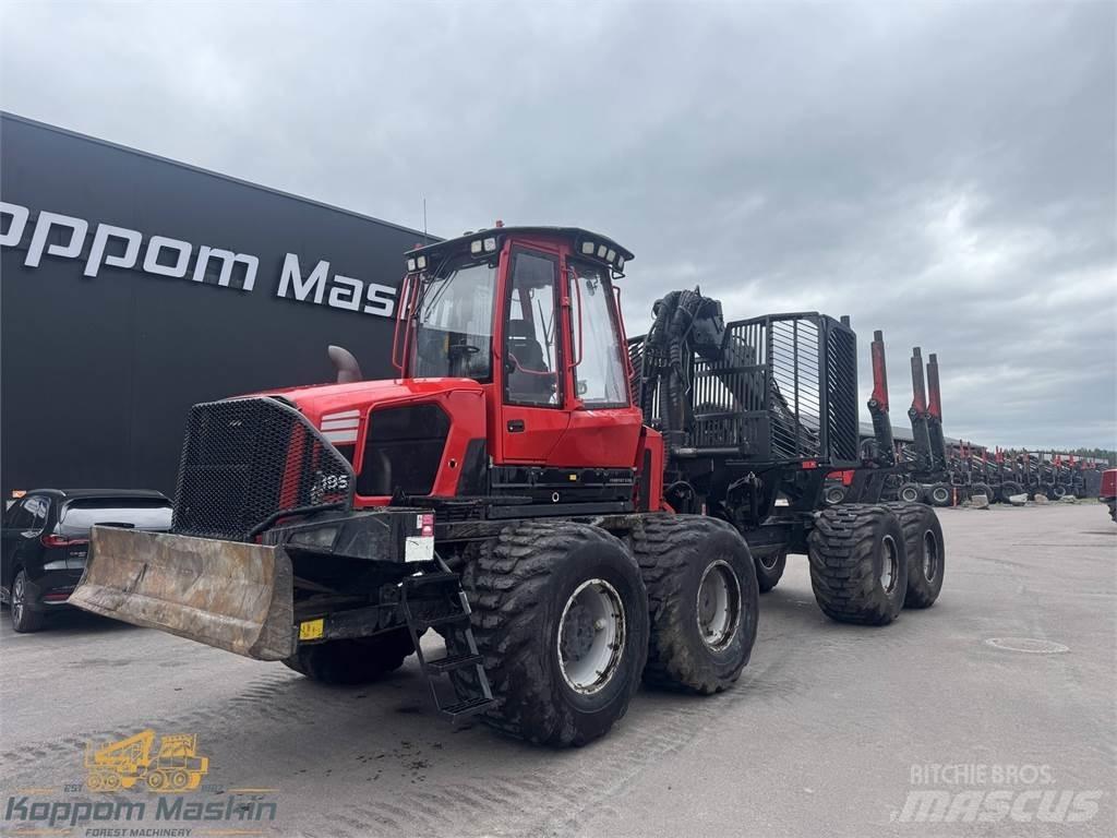 Komatsu 895 Forwarder