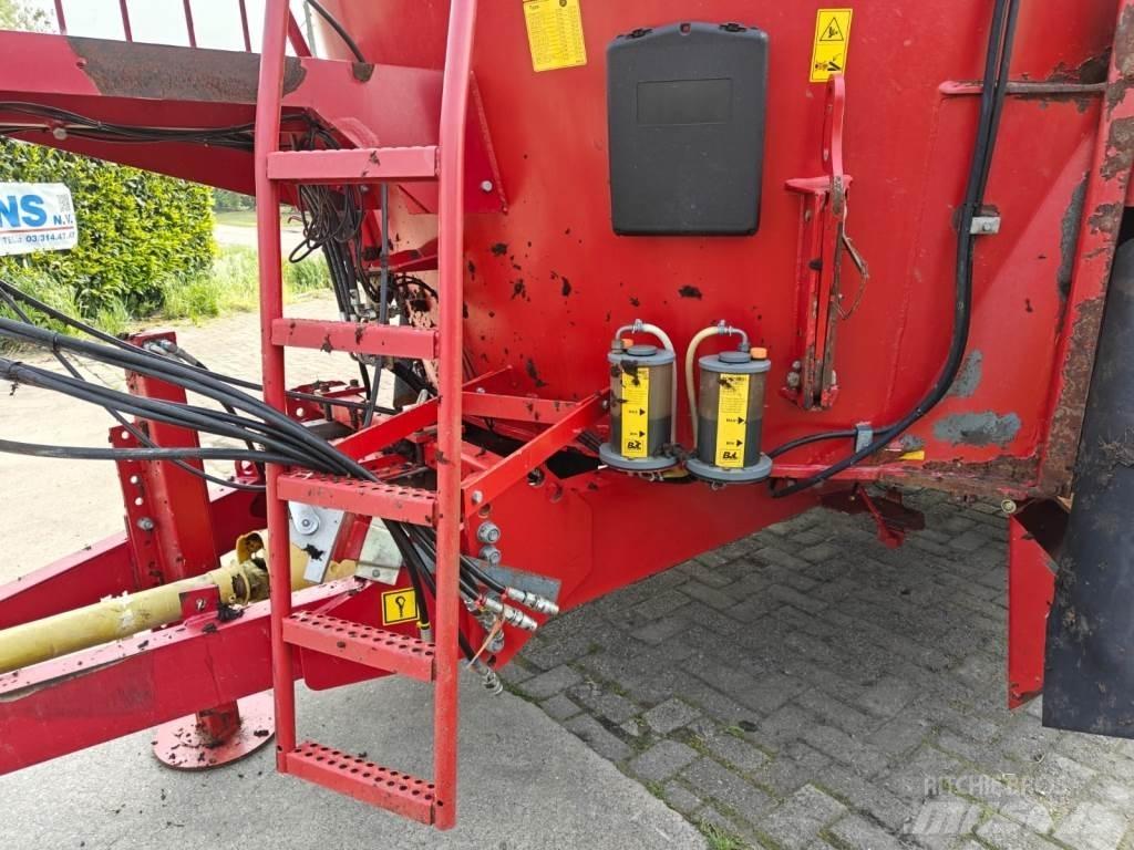 BvL V Mix  24 2S Futtermischwagen