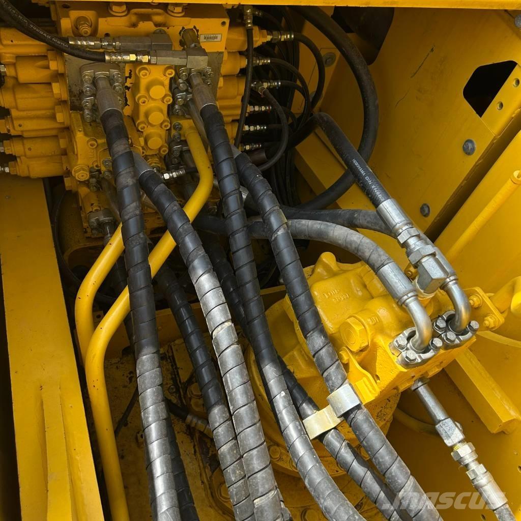 Komatsu 210-8 Raupenbagger