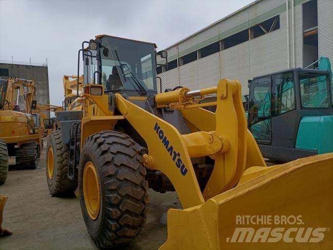 Komatsu WA 320 Radlader
