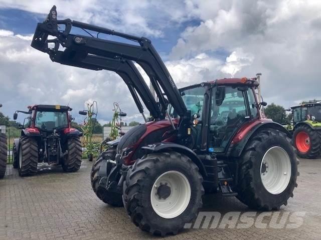 Valtra N155 Active Traktoren
