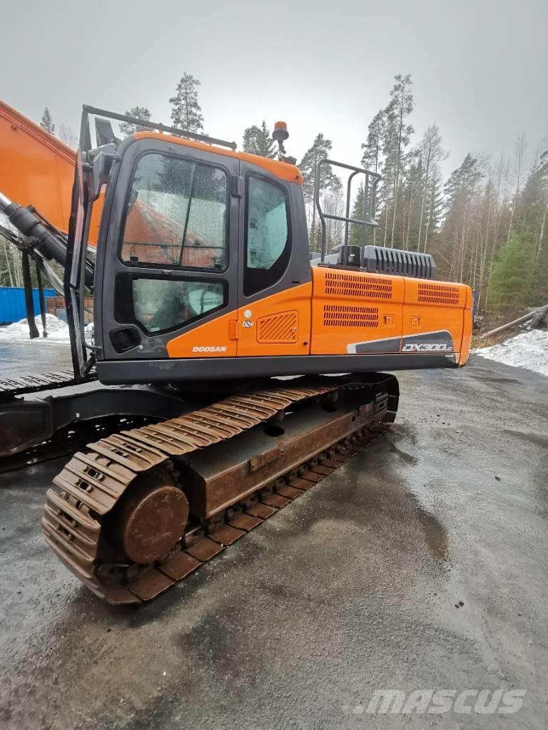 Doosan DX 300 LC-5 Raupenbagger