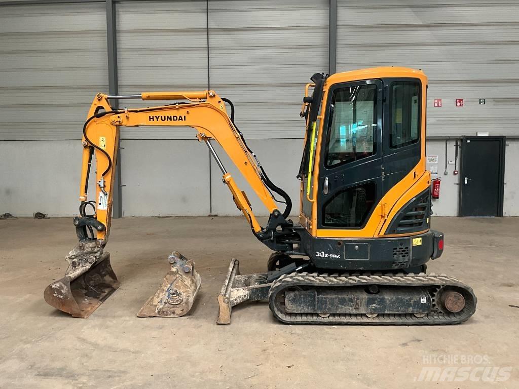 Hyundai 30 Z-9 AK Minibagger < 7t