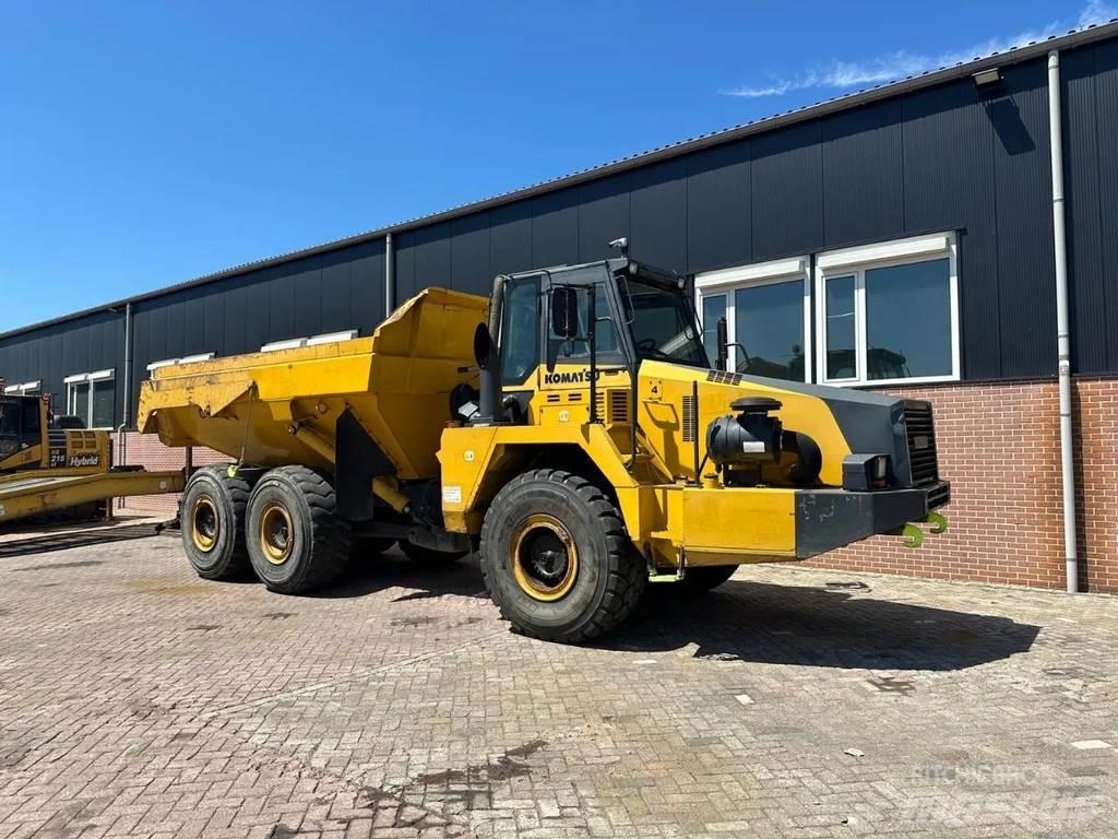 Komatsu HM300-2 Dumper - Knickgelenk