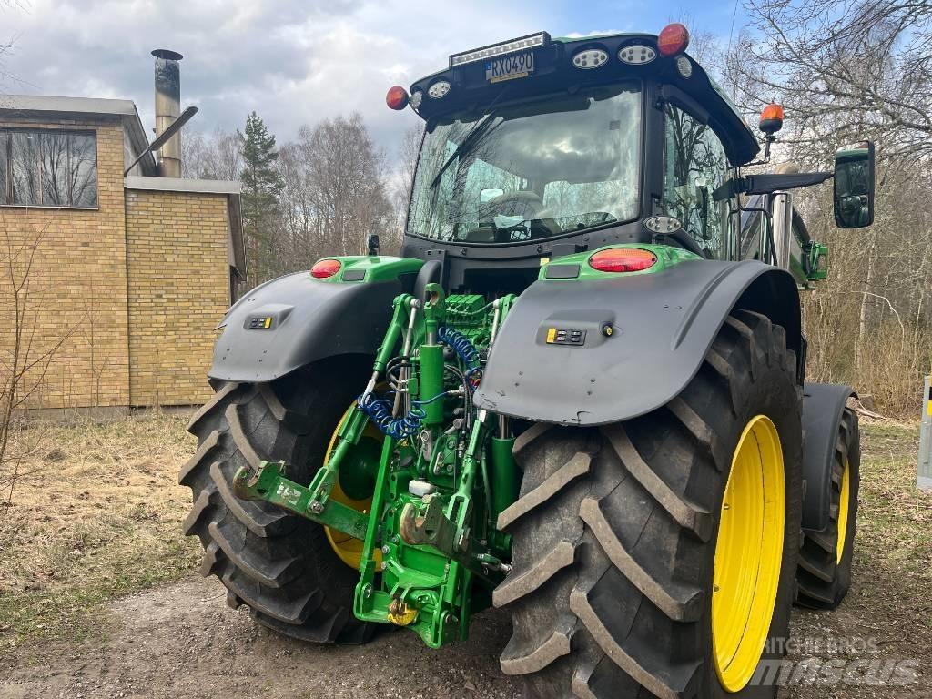 John Deere 6250 R Traktoren