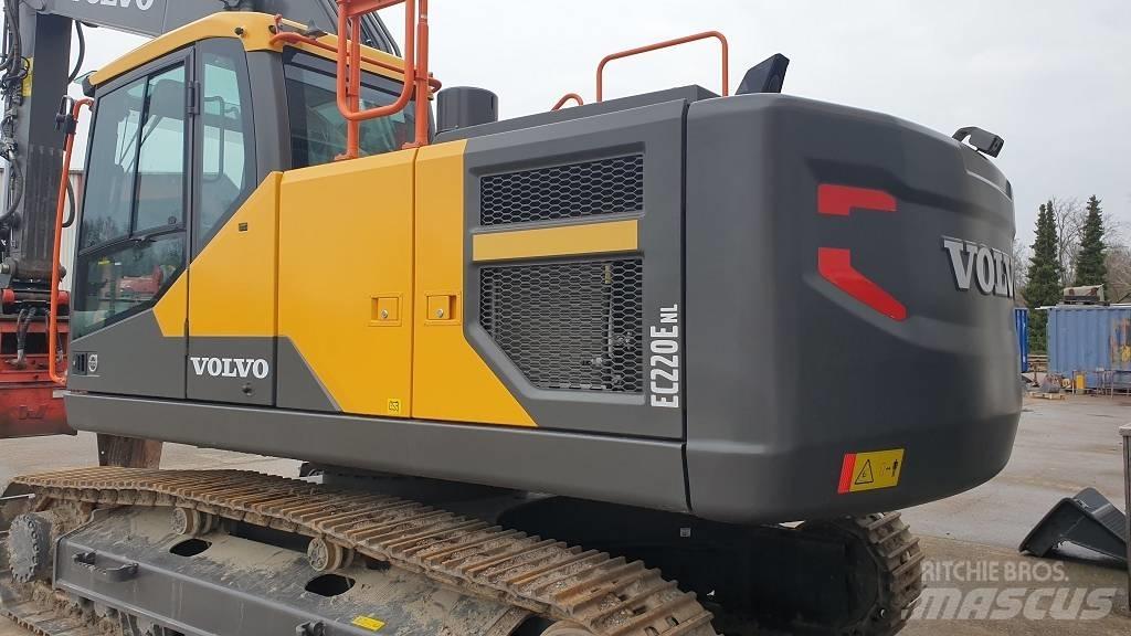 Volvo EC 220 E Raupenbagger