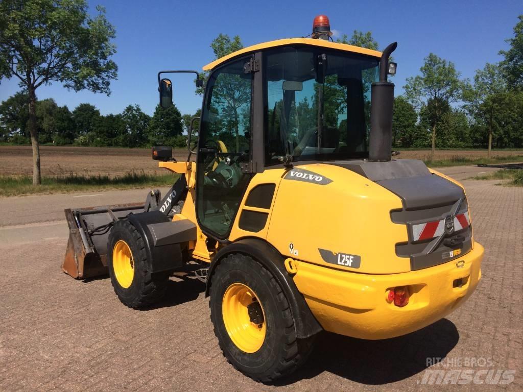 Volvo L 25 F Radlader