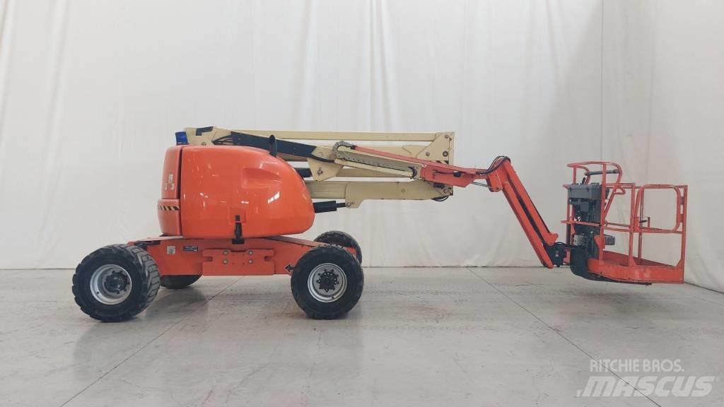 JLG 450 AJ Gelenkteleskoparbeitsbühnen